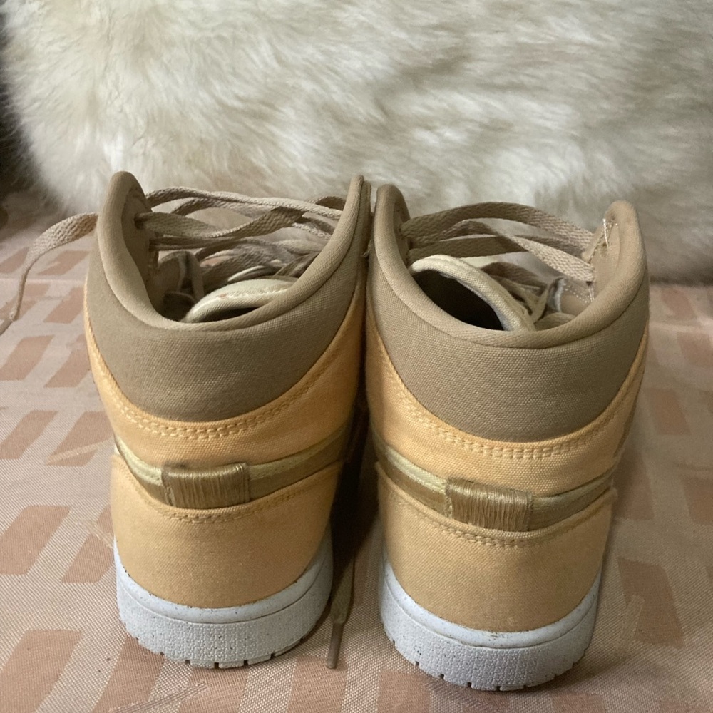Women’s Nike Air Jordan 1 Mid SE Beige/Cream/Peach Canvas Shoe - Picture 5 of 10